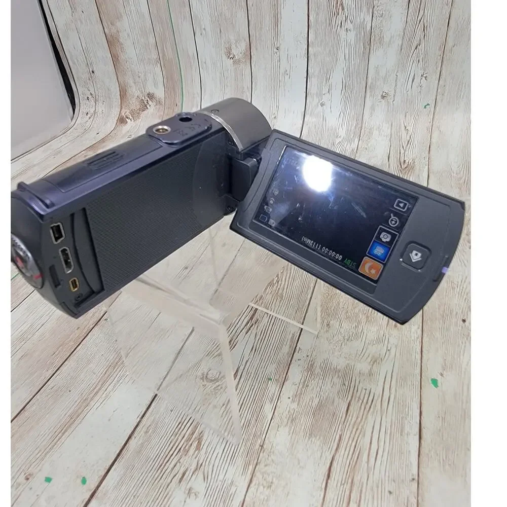 Samsung Compact Full HD Memory Camcorder HMX-Q10un/XAA Tested